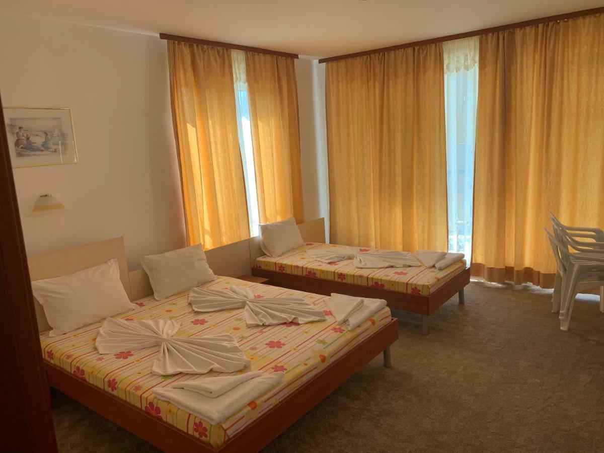 Lilia Guest House Nesebar Ngoại thất bức ảnh